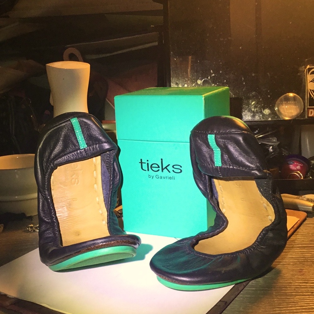 TIEKS By Gavrieli matte black ballet flats size 8